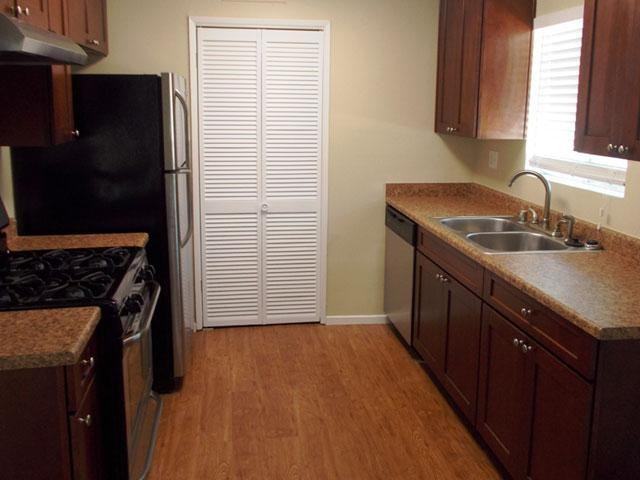 The Bungalows - Photo 2 of 7