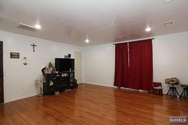 178 Harrison Street - Photo 3 of 12