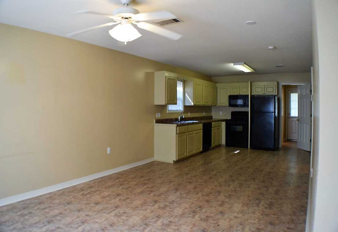 802 Richburg Rd #4 - Photo 5 of 29