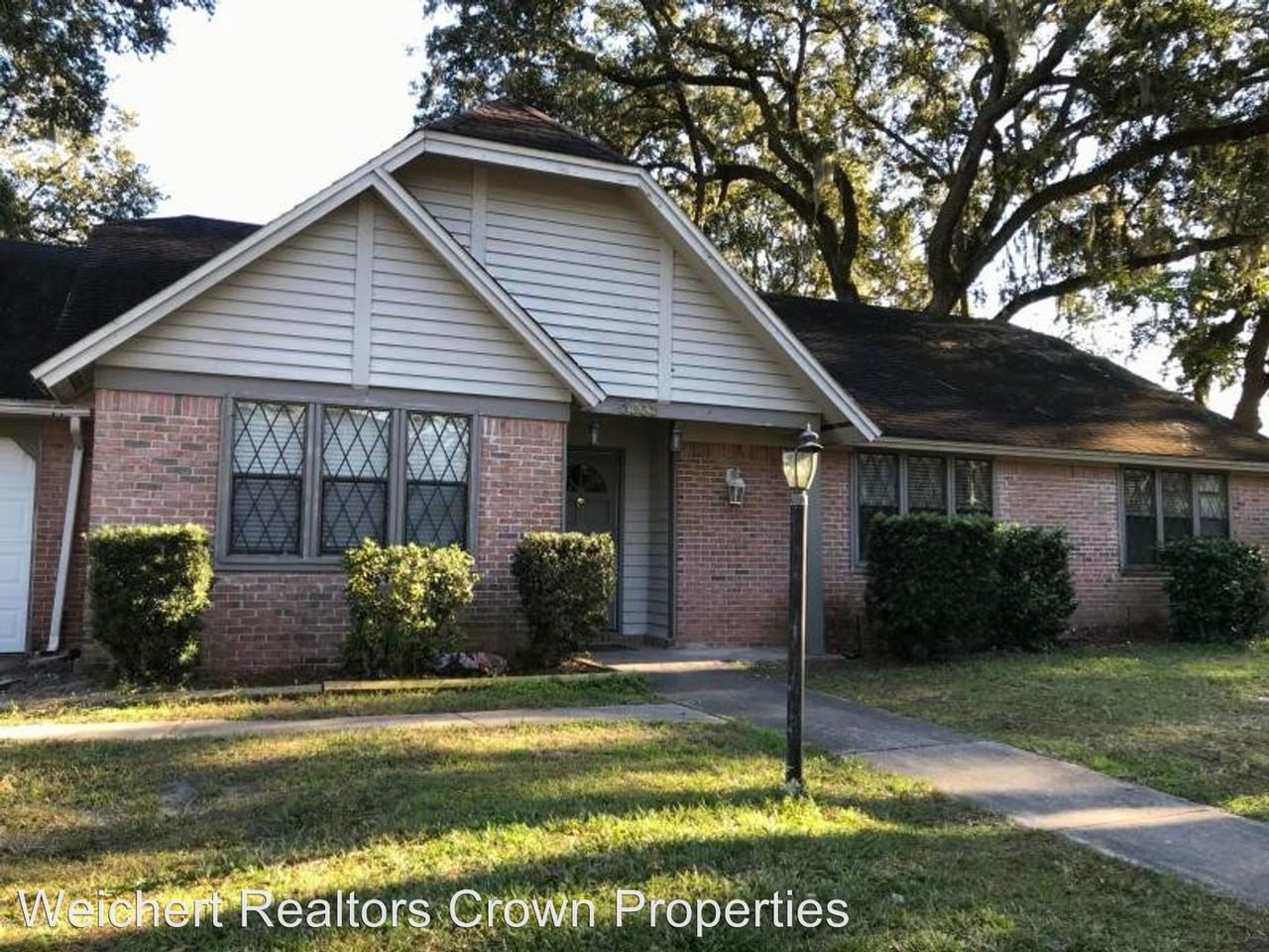 3068 Cornelia Dr - Photo 2 of 22