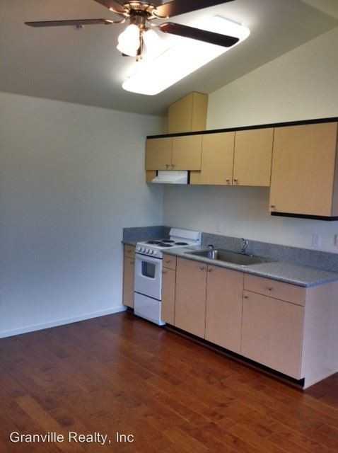 Courtyard Studios 1102 Divisadero Street - Photo 3 of 10