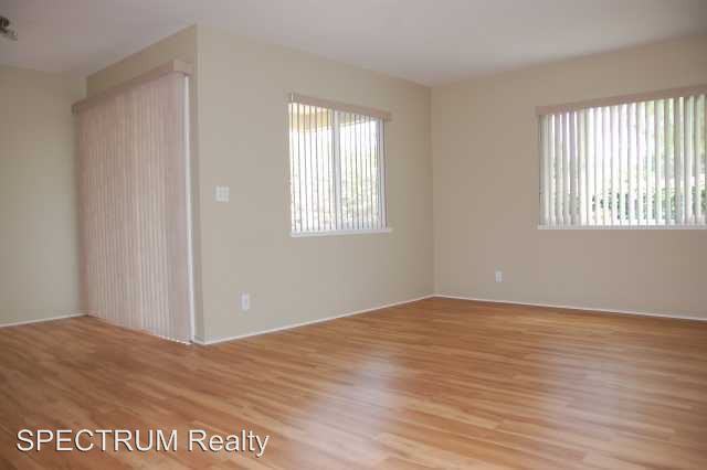 2559 Borton - Photo 2 of 14