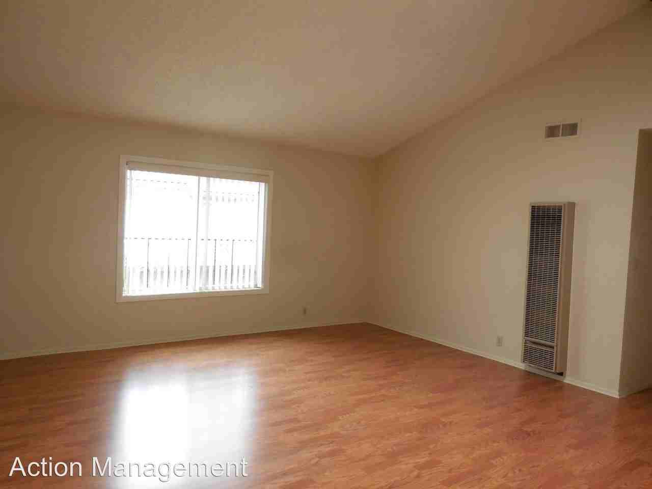 430 Ohio Avenue #D - Photo 3 of 15