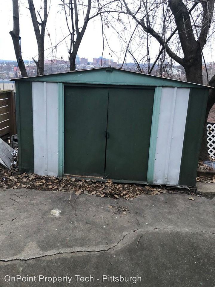 333 Hancock Street - Photo 2 of 24