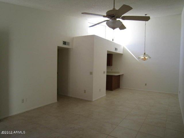 13644 N Hamilton Dr - Photo 2 of 4