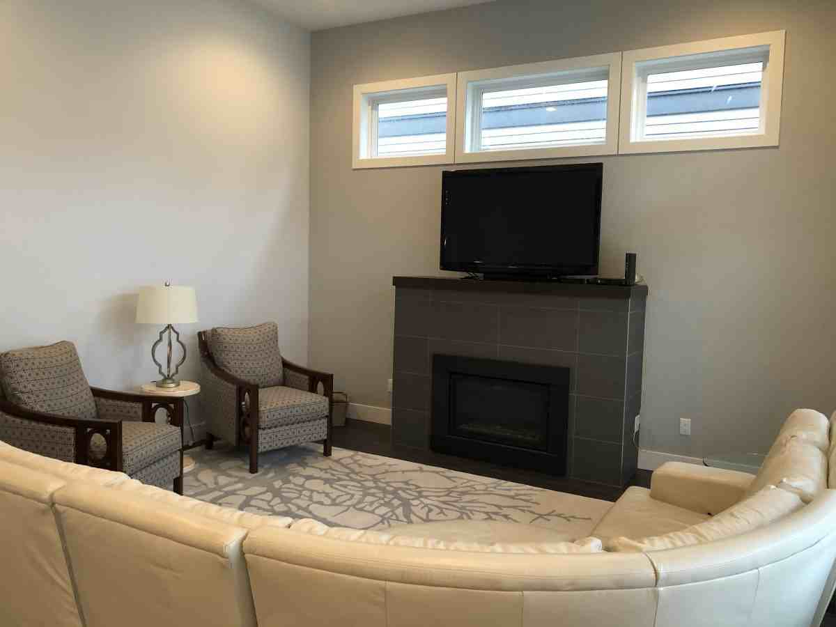 4667 Hawk Lane - Photo 2 of 26