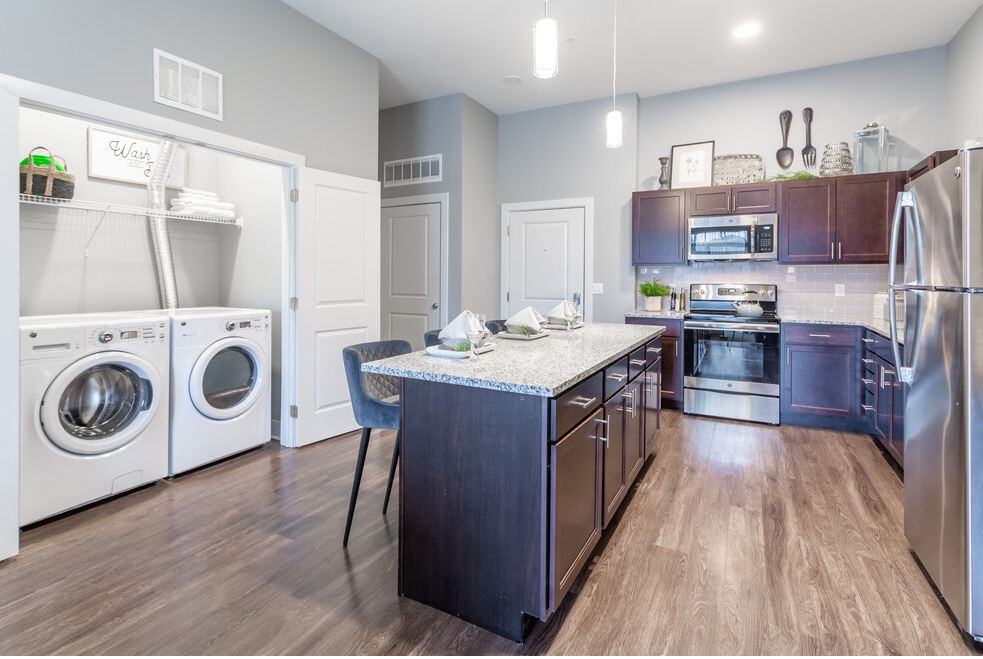 Stonewater at the Riverwalk - Photo 4 of 37