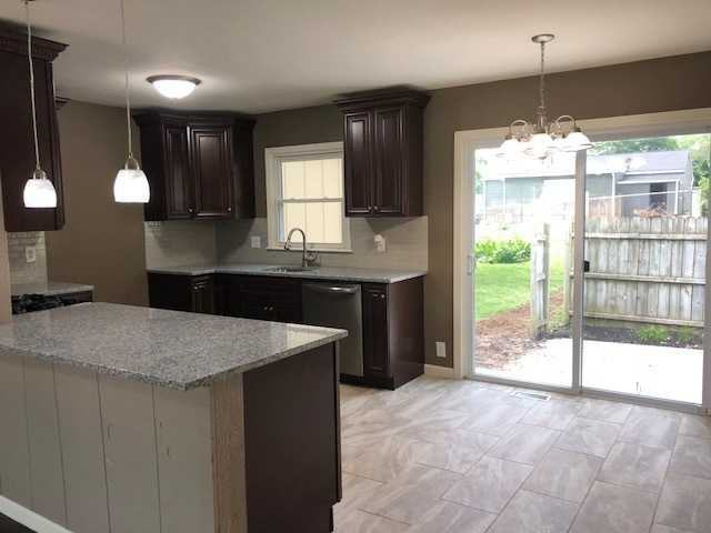 614 N Sunset Dr - Photo 3 of 15