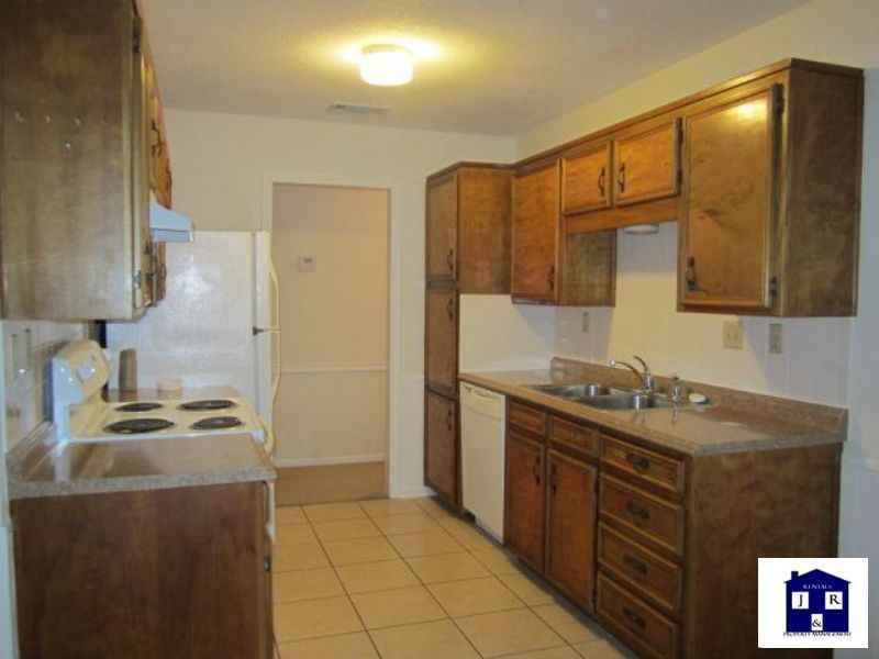 216 Blanket Dr - Photo 5 of 50