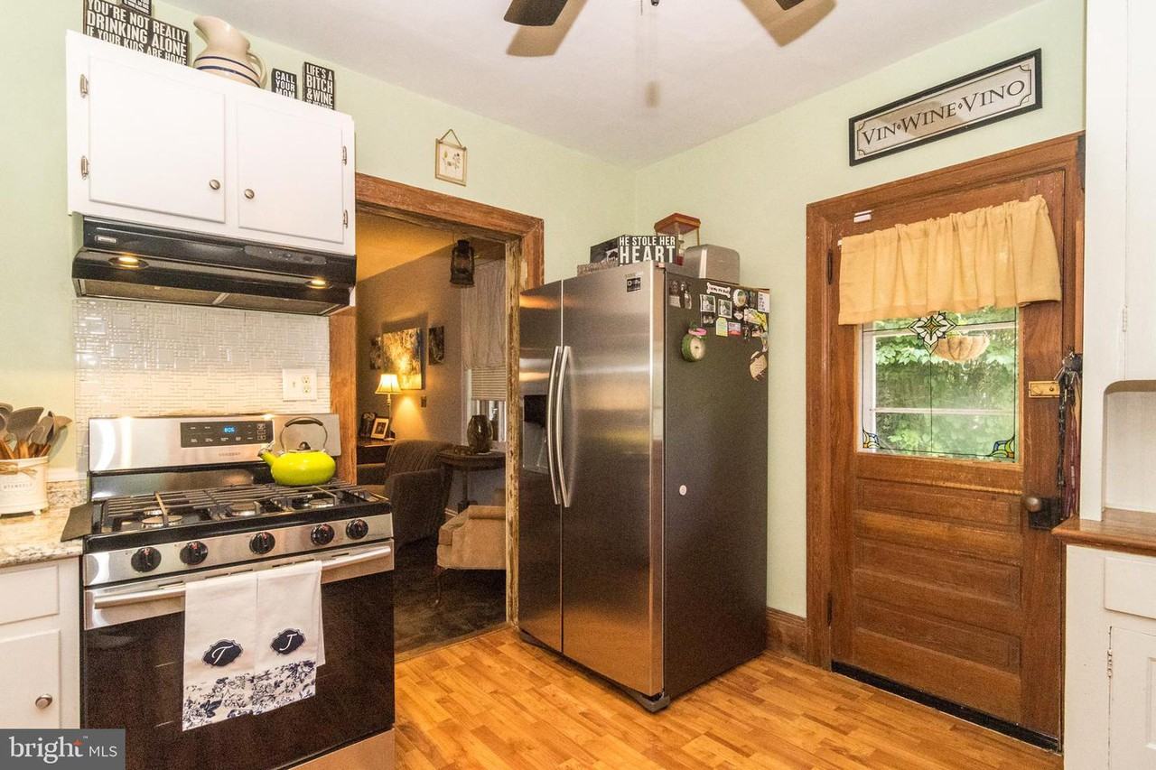 507 Easton Rd - Photo 2 of 32