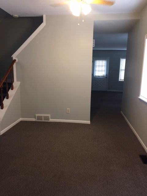 747 N Main - Photo 3 of 13