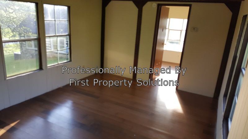 124 Essex Ct. - Photo 2 of 6