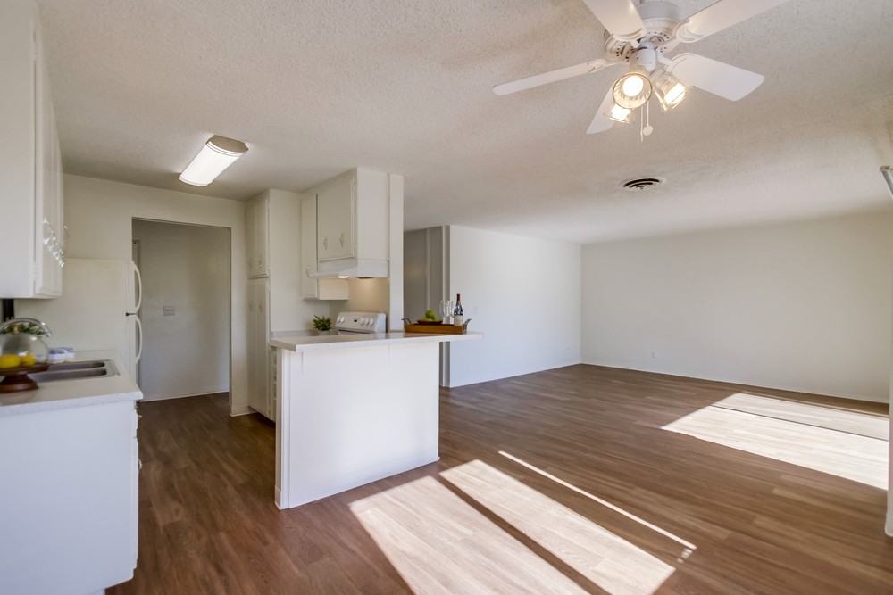 Villa Capri Apartments - Photo 2 of 11