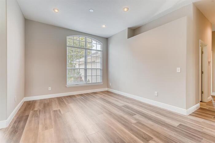 10000 Spring Lake Drive - Photo 3 of 12