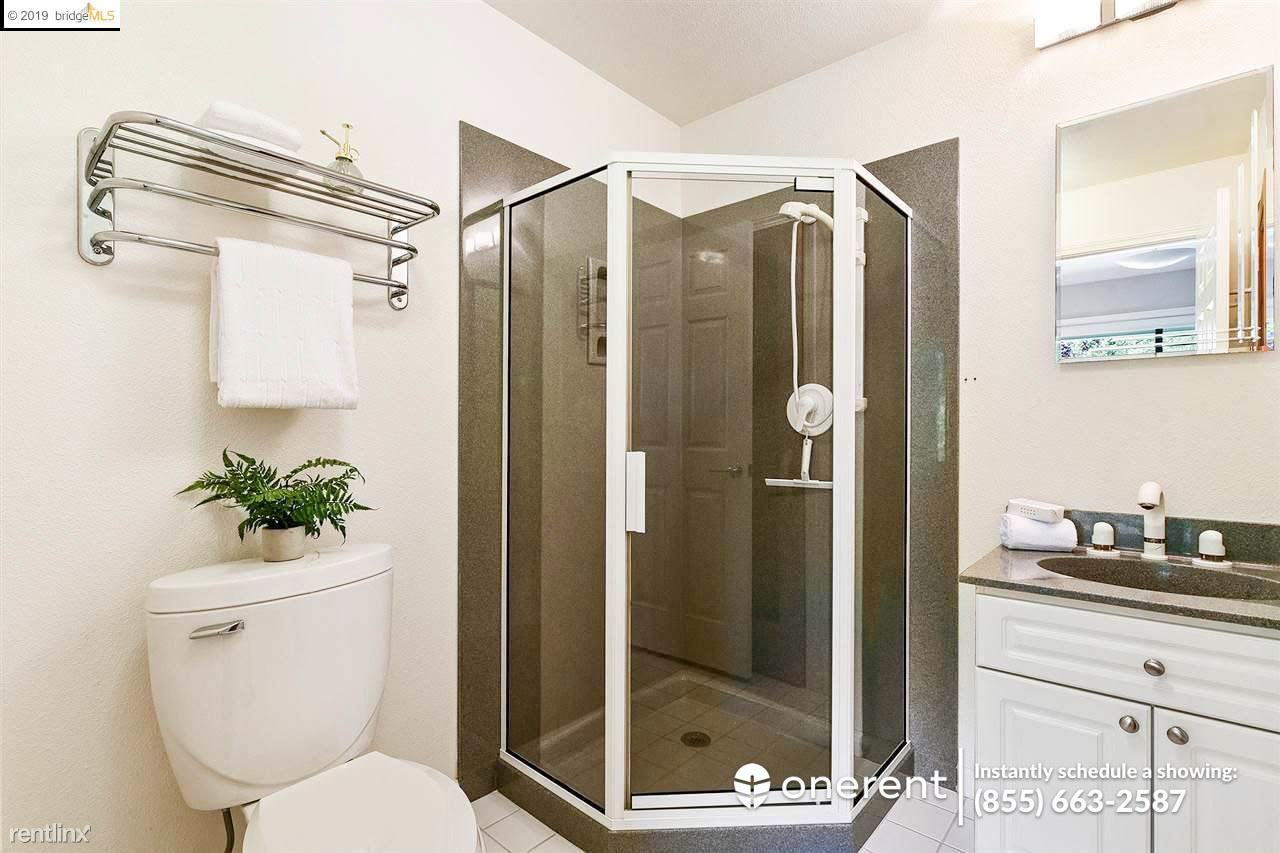 49 Bay Forest Dr - Photo 2 of 9