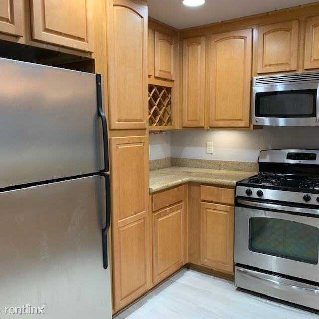 2230 Gellert Blvd 3101 - Photo 2 of 18