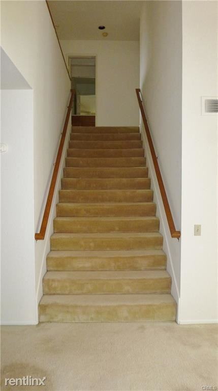 2687 Clarellen St - Photo 2 of 10