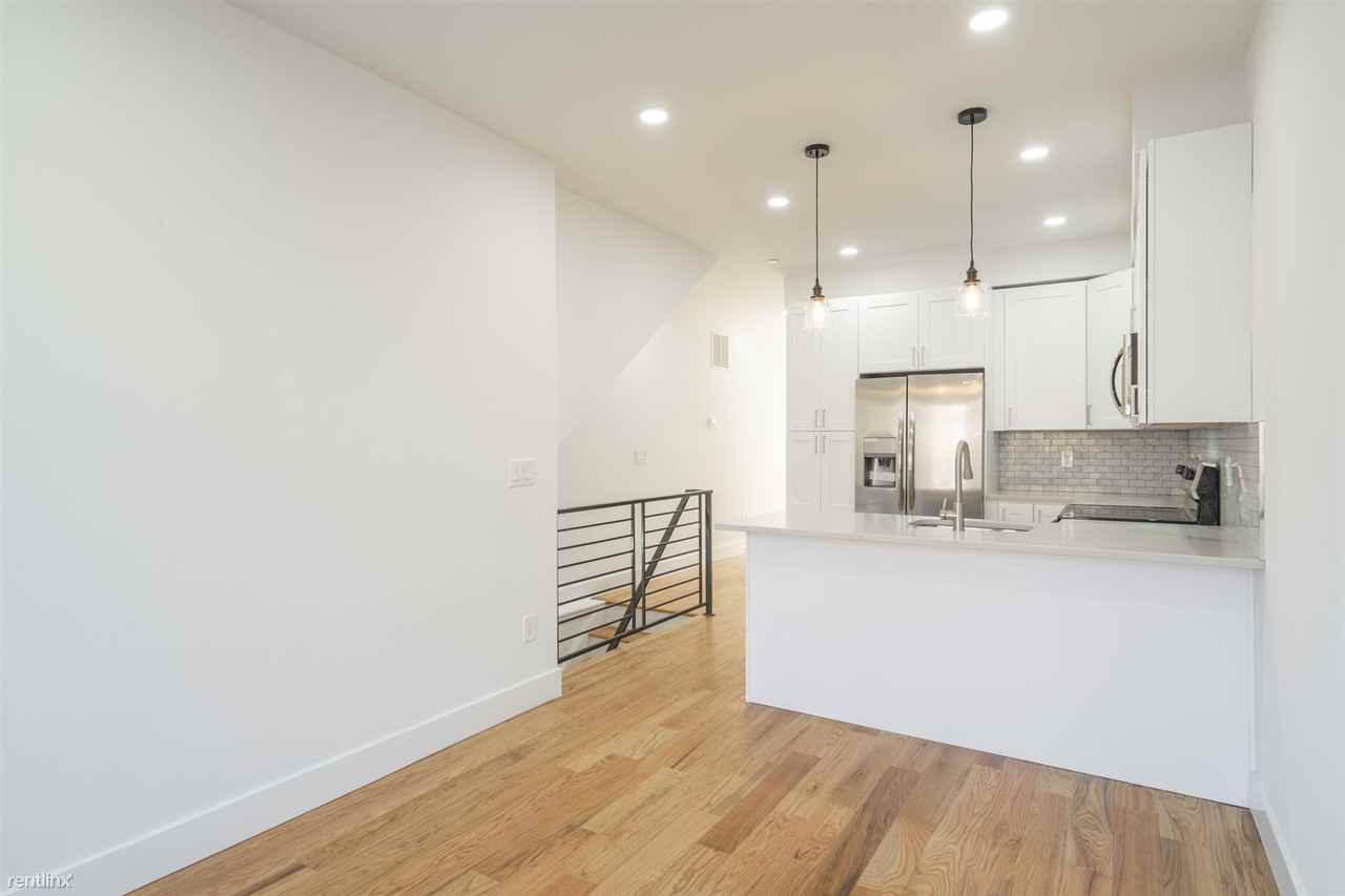 2015 N 5th St - Photo 2 of 19