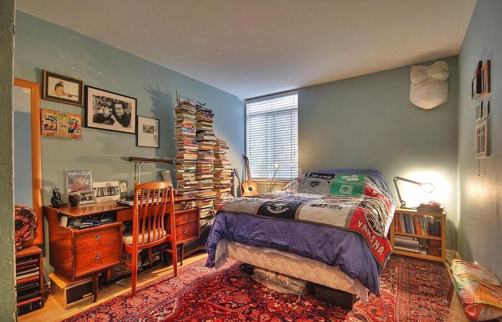1 Western Shore Lane - Photo 2 of 6