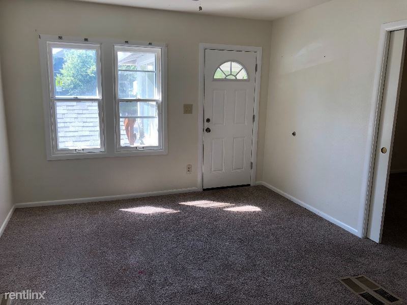 517 Broadwater Ave - Photo 3 of 8