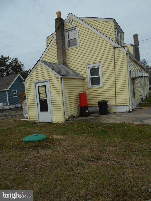 87 S Dupont Rd - Photo 2 of 13