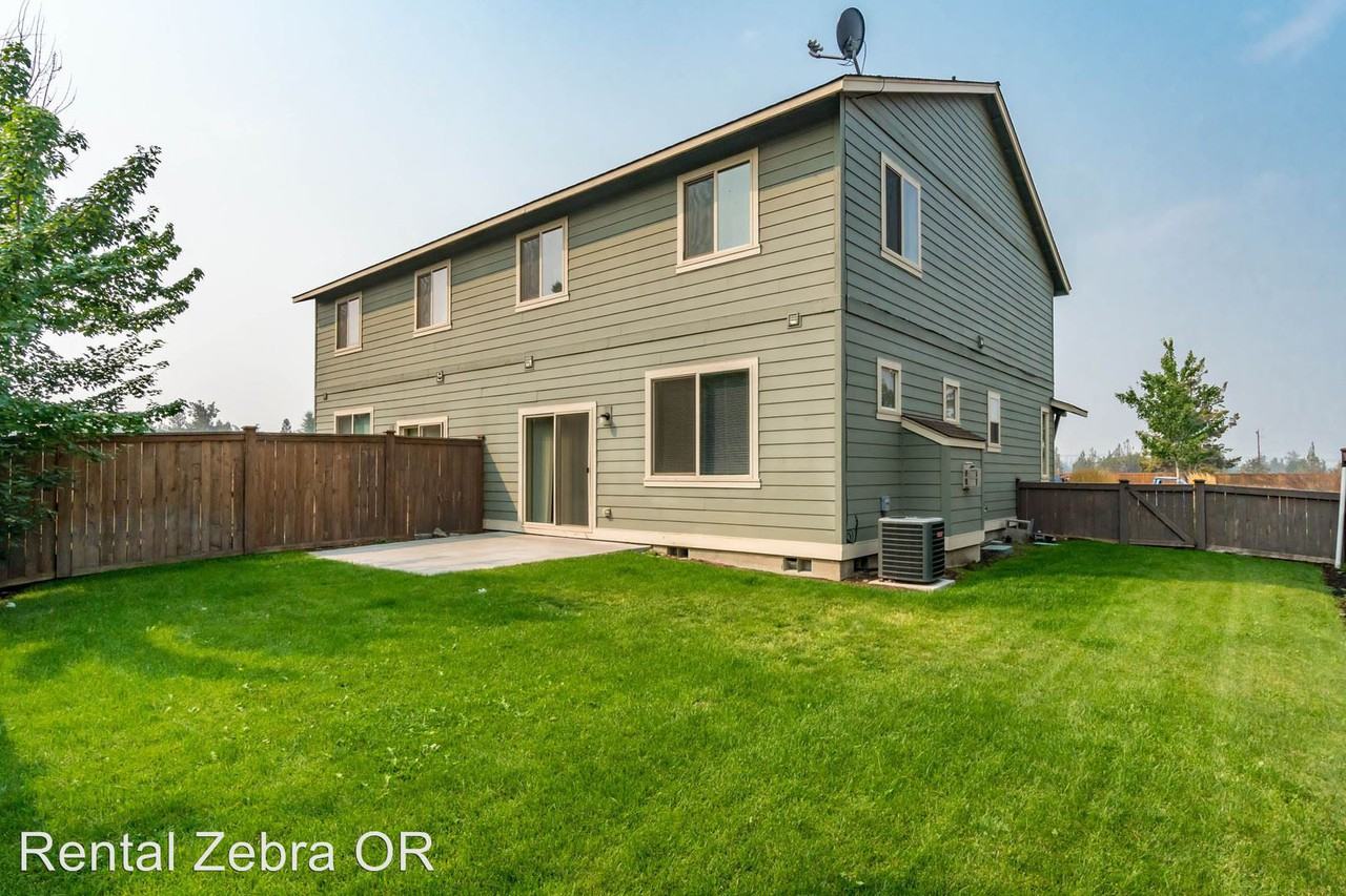 SW 42nd Street - Photo 2 of 15