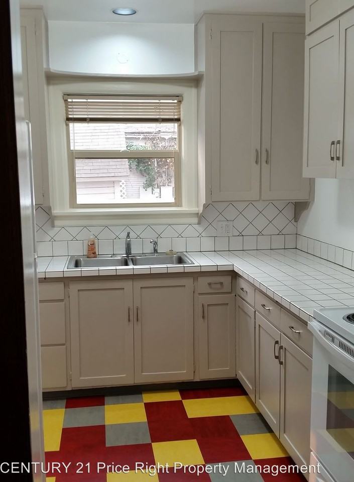 519 7th Street 521 7th Street - Photo 2 of 13