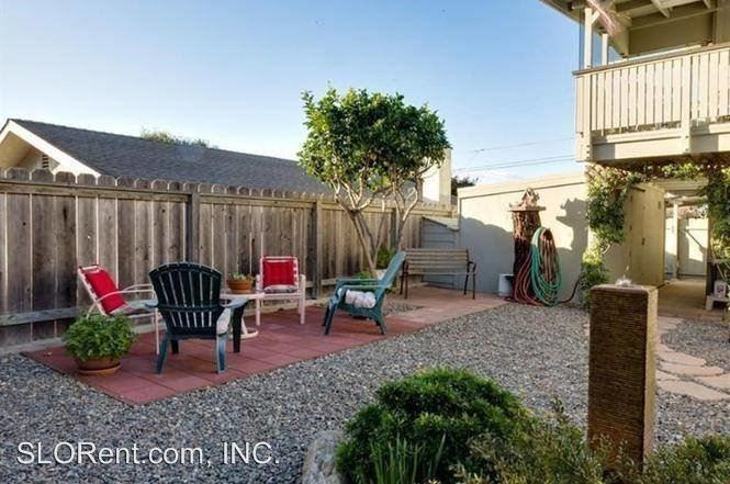 543 Henrietta Avenue -Upper & Lower - Photo 3 of 4