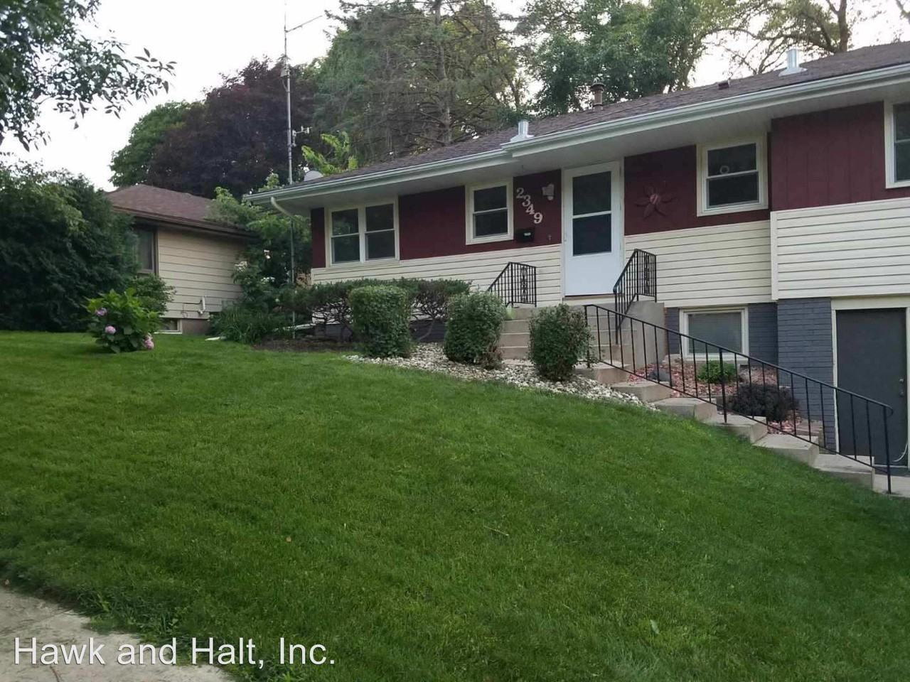 2349 11th Ave Nw - Photo 2 of 19