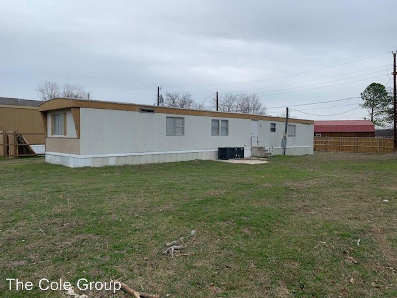 1521 Dawn Dr N - Photo 3 of 11