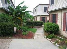 featured image of 2901 Helena Ave #202