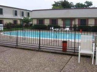 2901 Helena Ave #202 - Photo 3 of 20