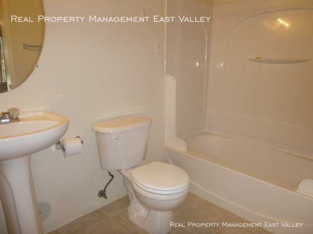 422 N Mahogany Ct - Photo 3 of 5