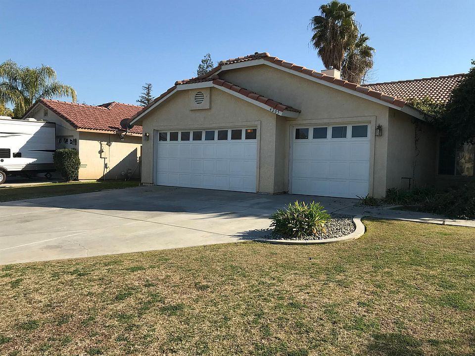 4205 Whitegate Ave - Photo 3 of 11