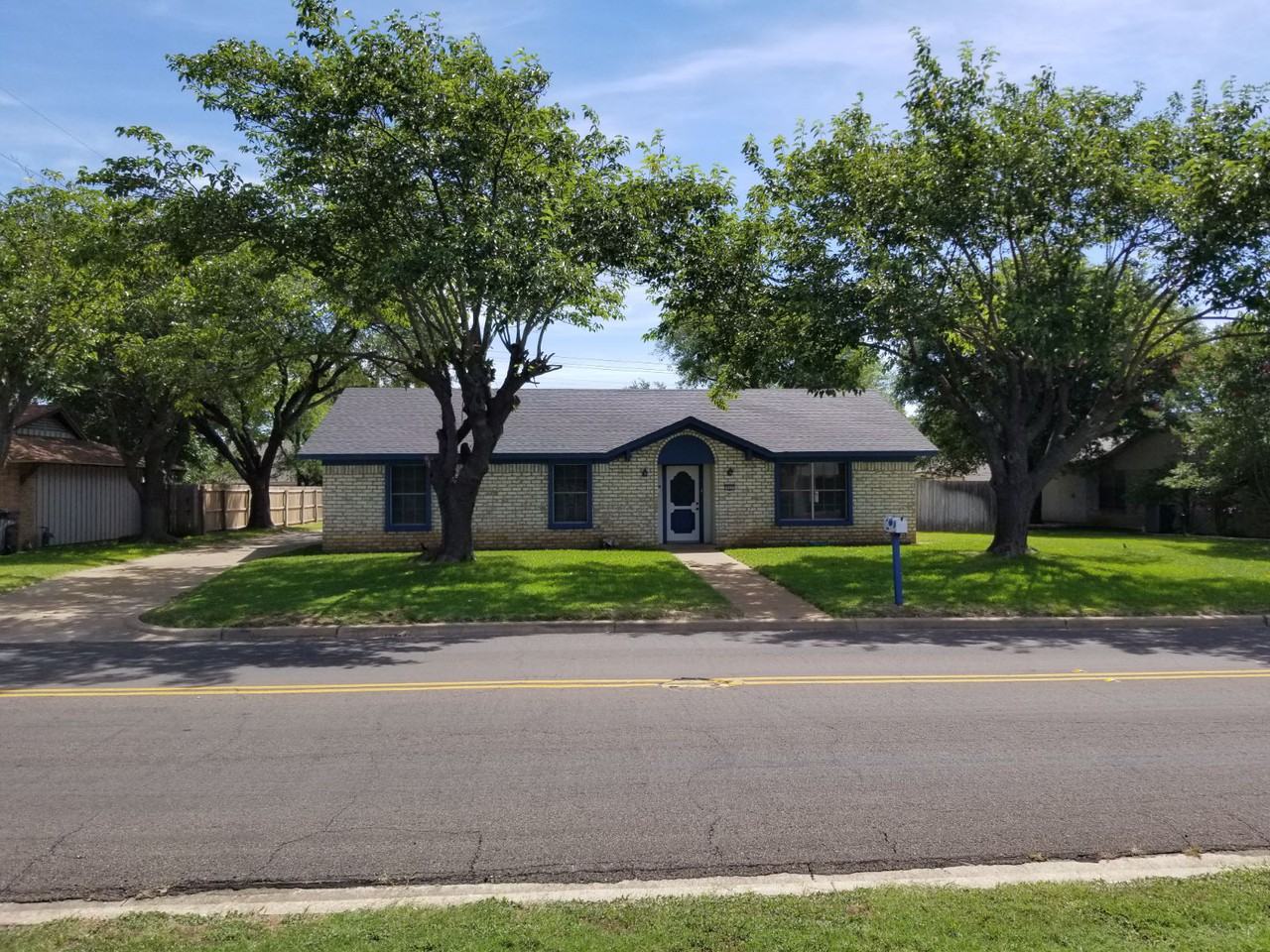 917 Rambler Drive, Waco, TX 76710 3 Bedroom House for Rent for 1,285