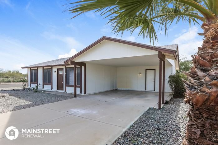 1 West Kerry Lane - Photo 3 of 16