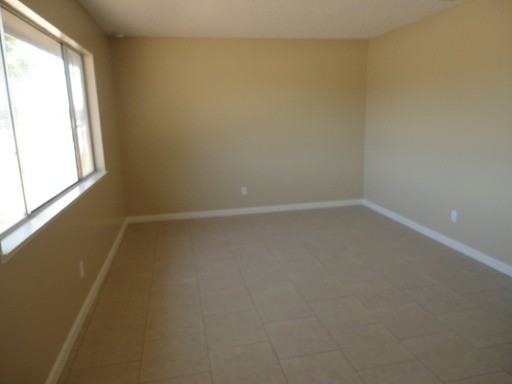 466 W Naranjo Blvd - Photo 3 of 6