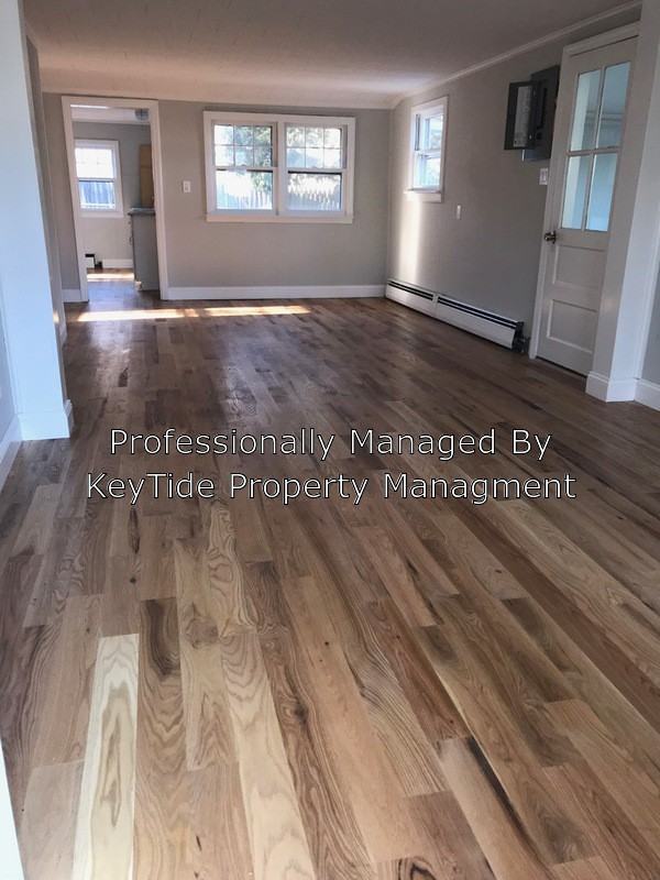 432 Ship Ave - Photo 3 of 17