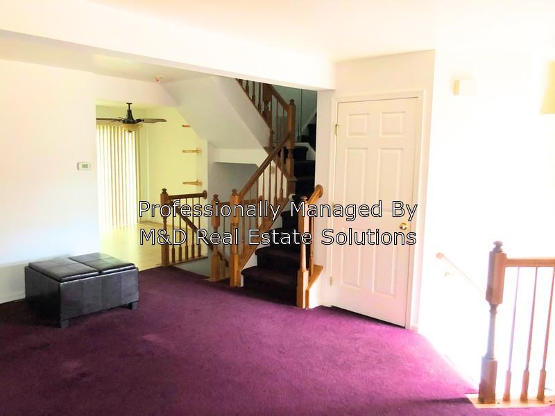 70 Coachlight Dr - Photo 3 of 13