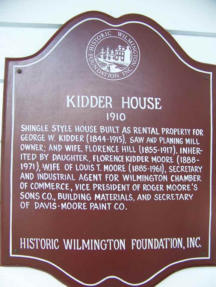 308 Dock Street - Photo 2 of 20