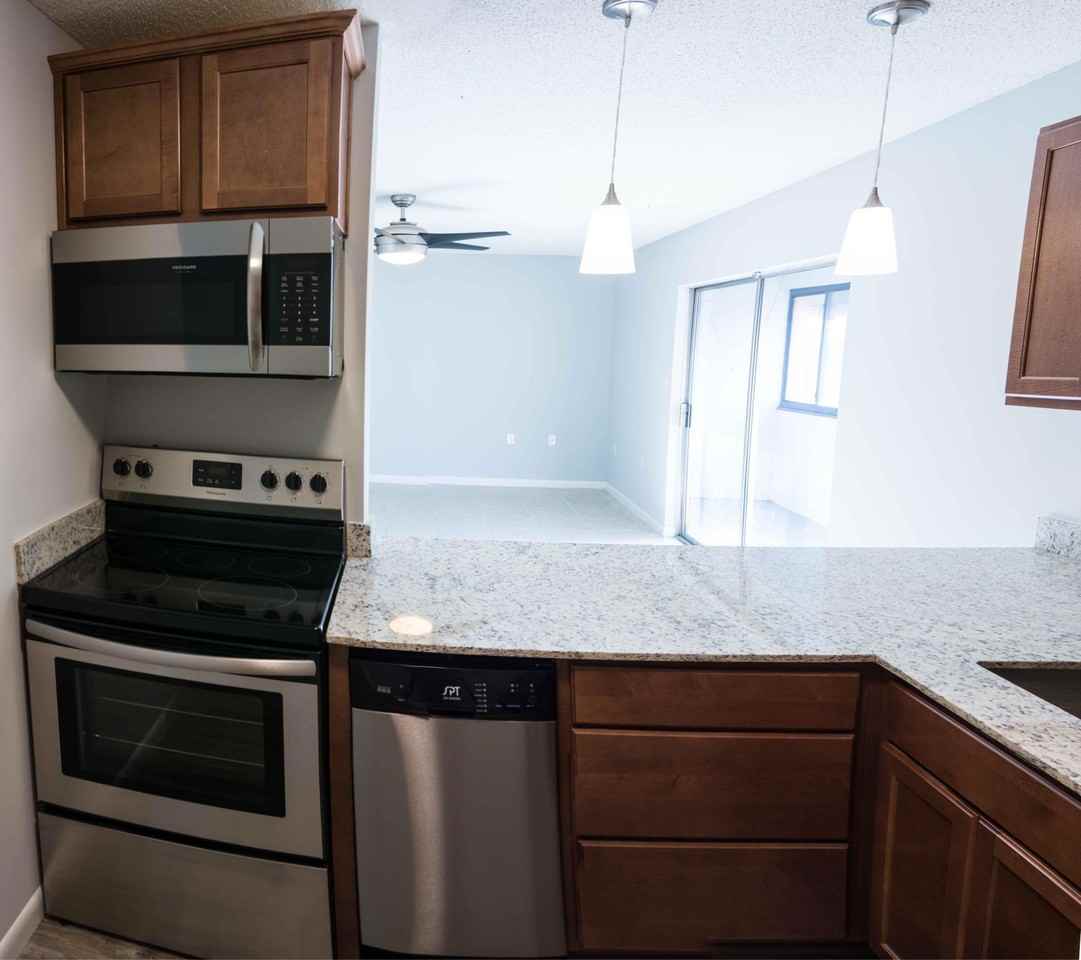 401 Marshall Court #08 - Photo 2 of 11