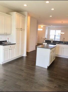 2661 Avondale #2661 - Photo 2 of 5