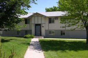 Helena Manor - Photo 3 of 7