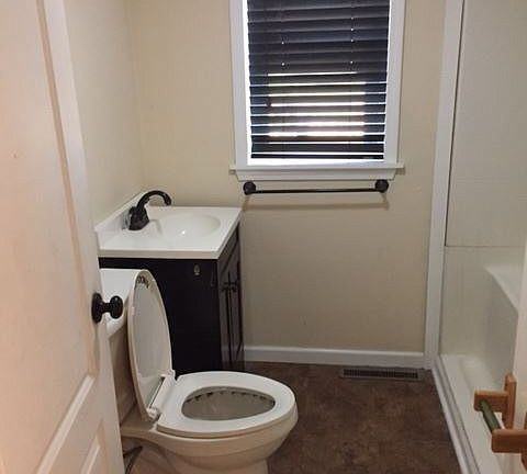 1299 State Route 14 - Photo 2 of 7