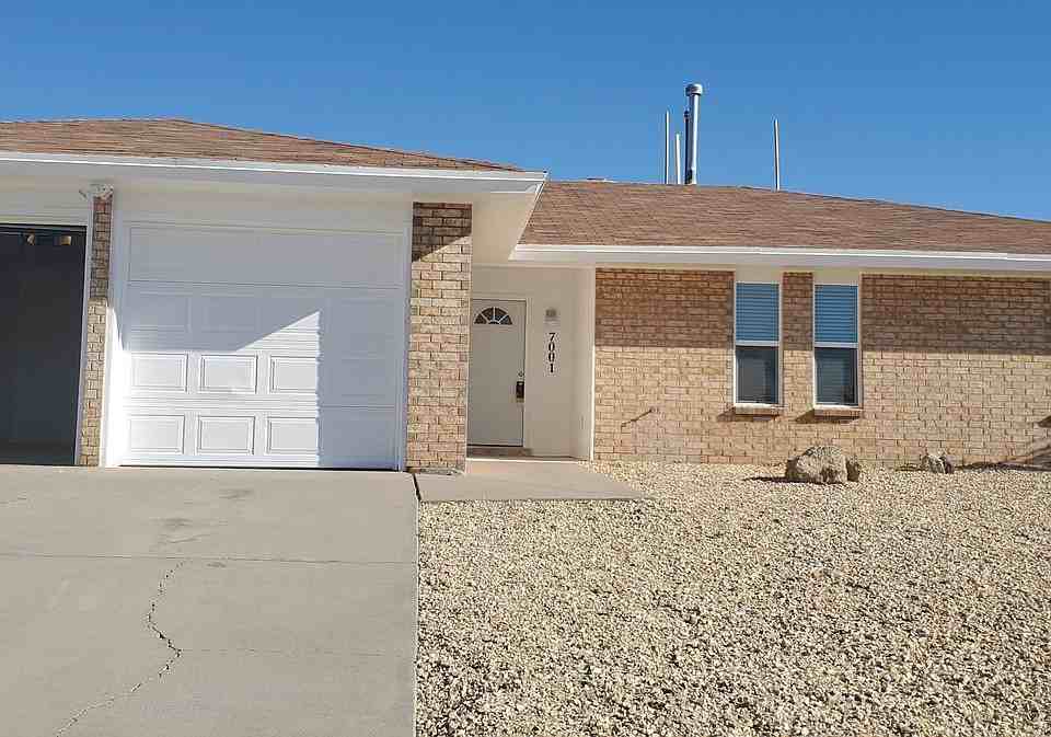 7001 Glendora Ln - Photo 2 of 50