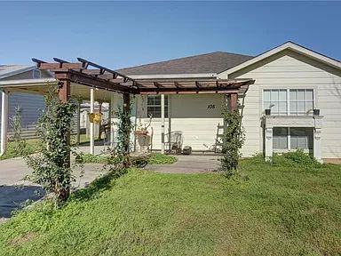 105 Marburger St - Photo 2 of 13