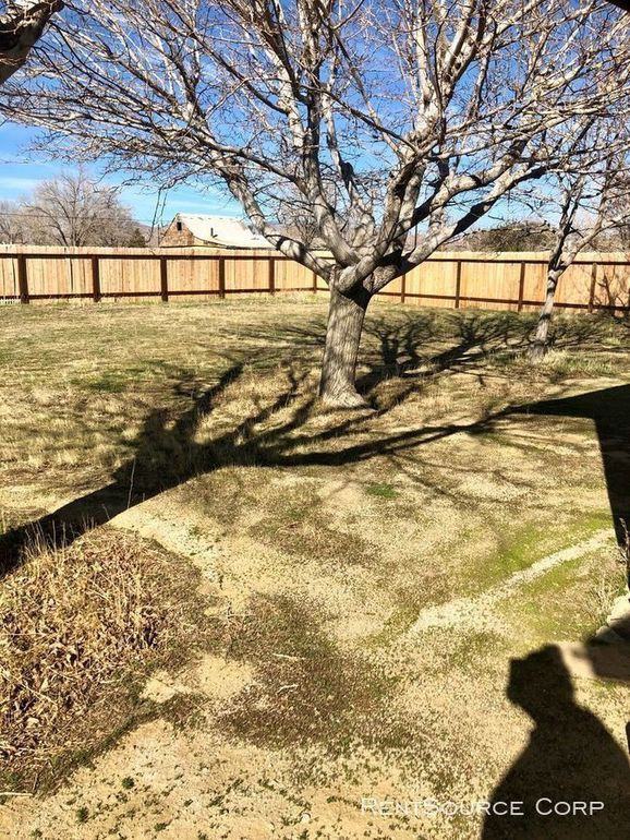 2833 55th St W - Photo 2 of 14