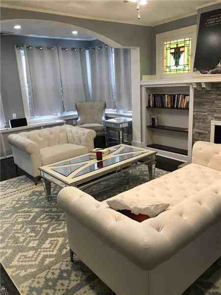 1403 Tolma - Photo 2 of 19