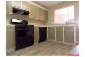 Ashford Meadows - Photo 3 of 4