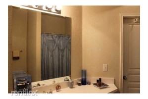 Oxford Place Condos - Photo 2 of 10